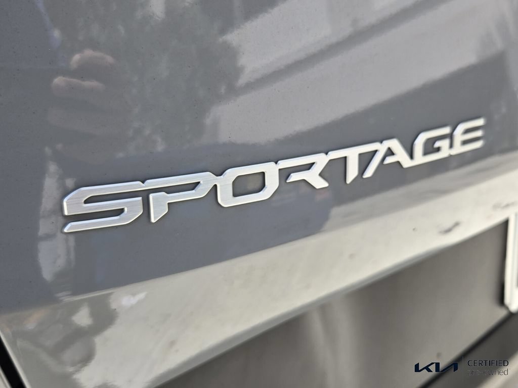 Certified 2023 Kia Sportage X-Pro AWD/4WD image 16