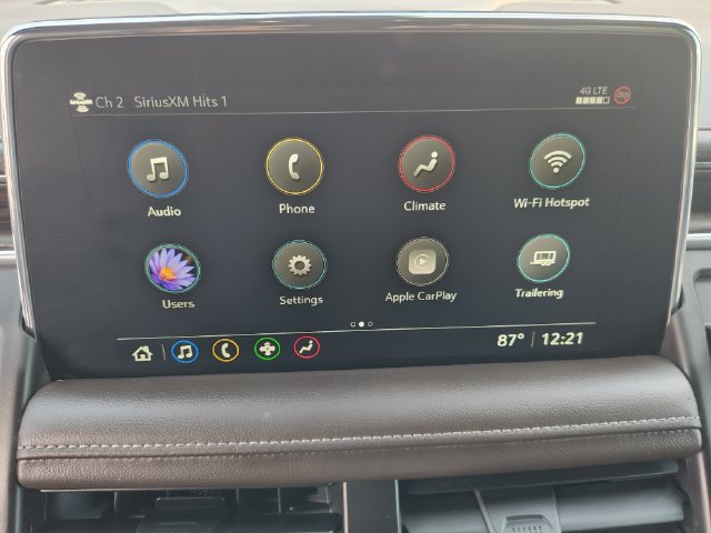 Used 2021 Chevrolet Suburban LT RWD image 15