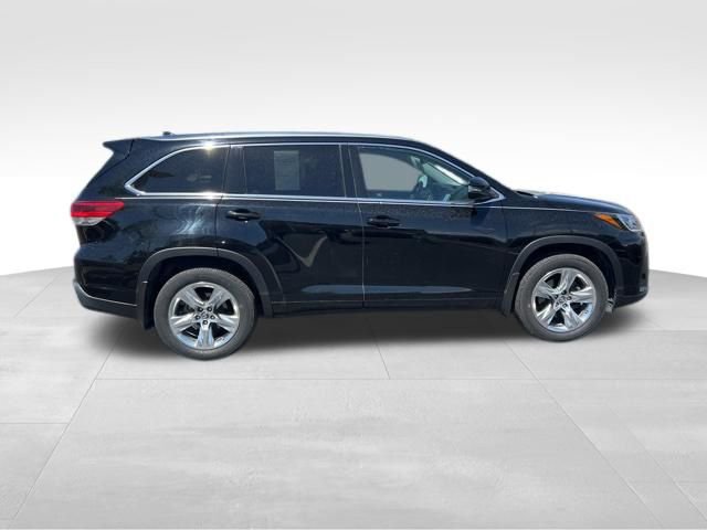 Used 2019 Toyota Highlander Limited image 8