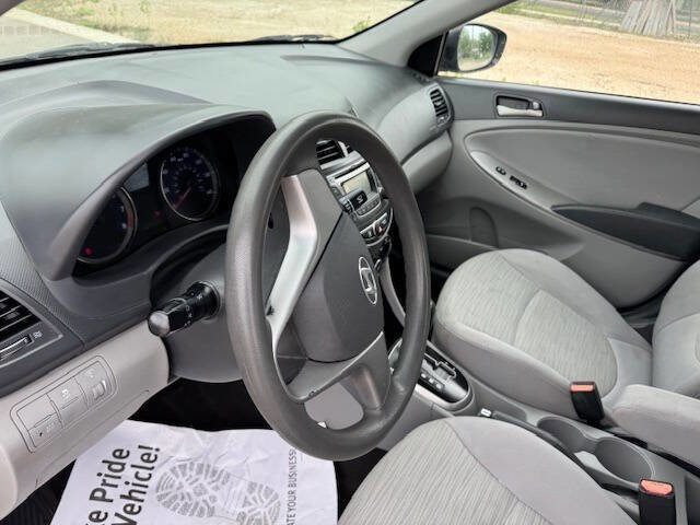 Used 2017 Hyundai Accent SE image 30