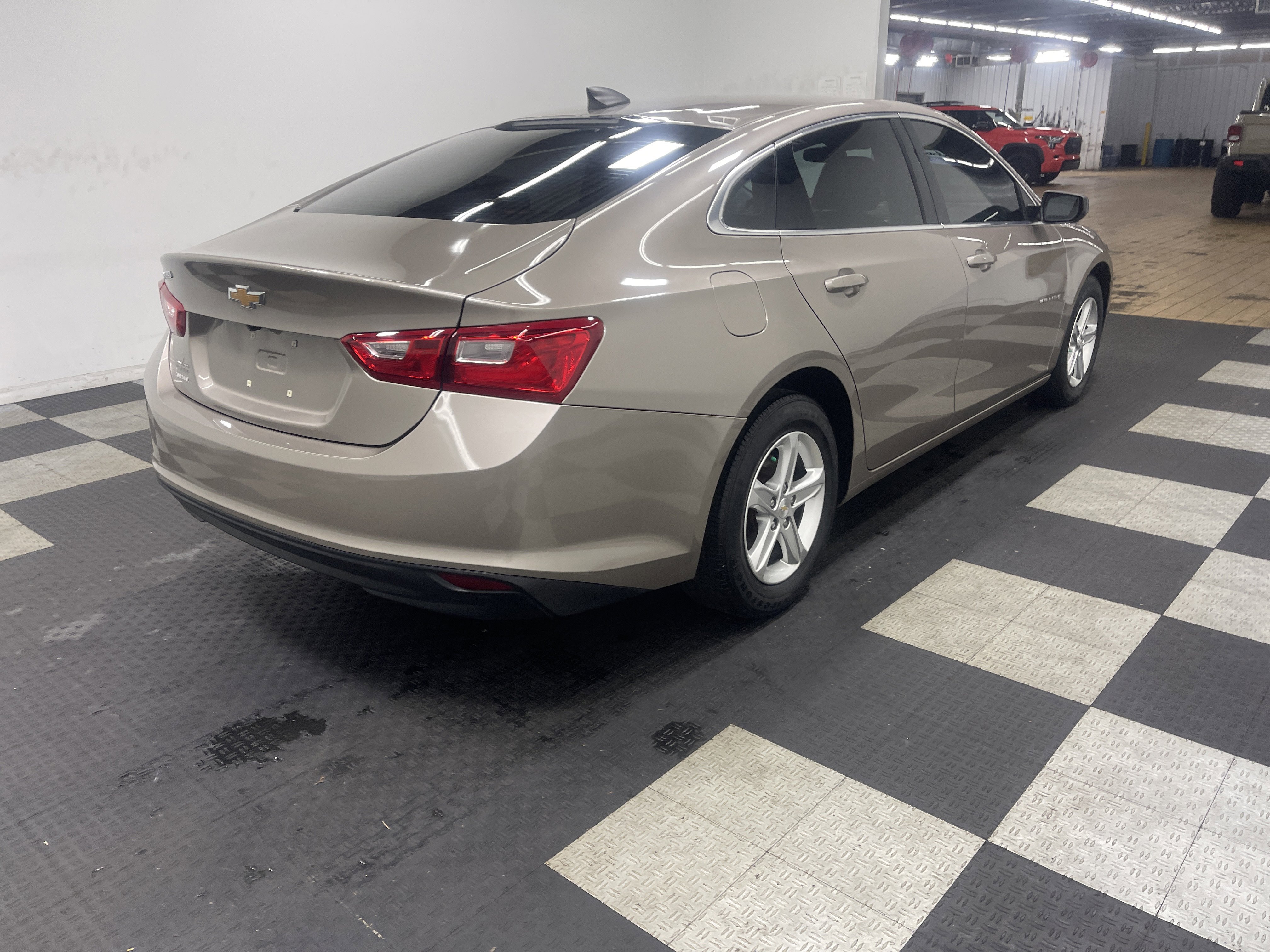 Used 2023 Chevrolet Malibu LS w/ LPO, Floor Liner Package image 5
