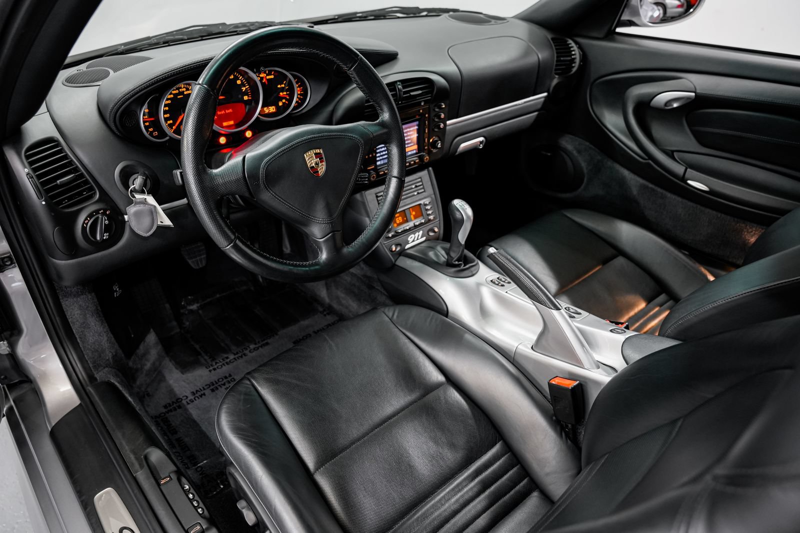 Used 2004 Porsche 911 Carrera RWD image 9