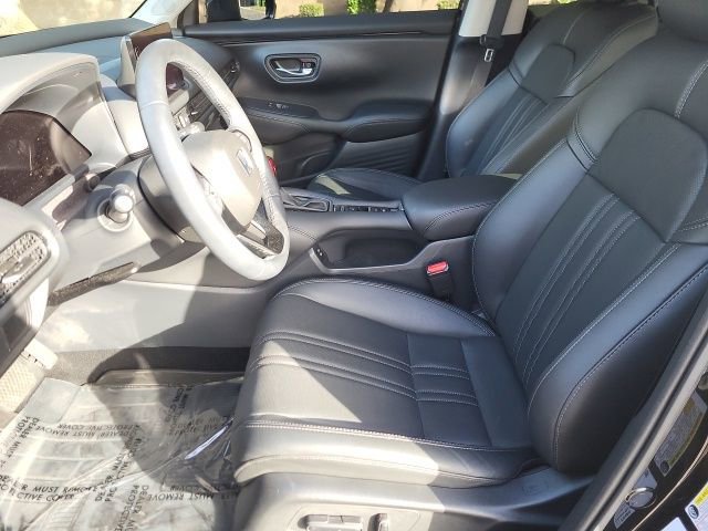 Used 2025 Honda HR-V EX-L image 12