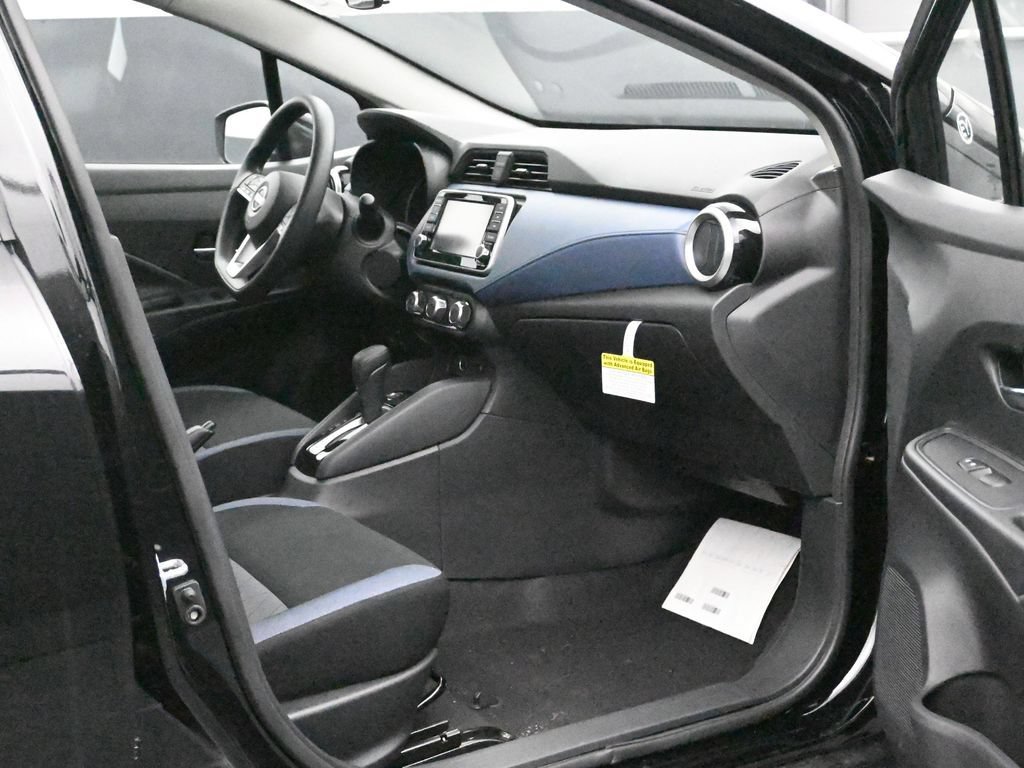 New 2025 Nissan Versa SV w/ Trunk Package FWD image 10