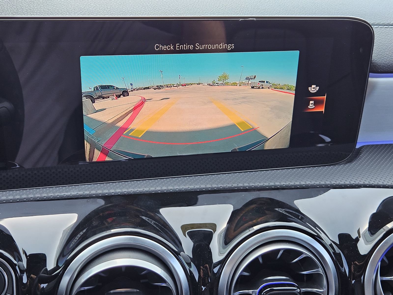 Used 2023 Mercedes-Benz CLA 250 image 22