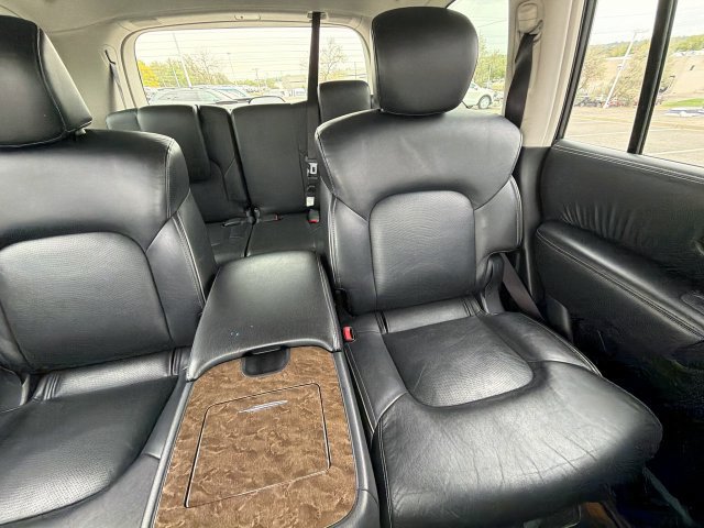 Used 2017 INFINITI QX80 4WD w/ Driver Assistance Package image 17