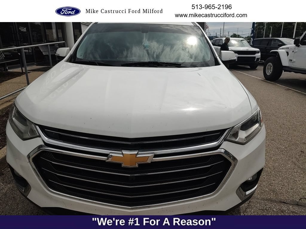 Used 2018 Chevrolet Traverse LT FWD image 2