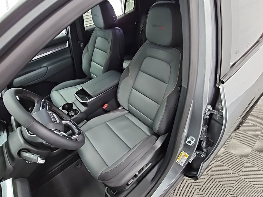 New 2026 GMC Terrain AT4 w/ Convenience Package III AWD/4WD image 28