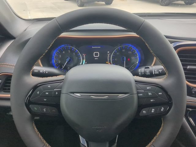 New 2027 Chrysler Pacifica Pinnacle w/ Theater Group AWD/4WD image 34