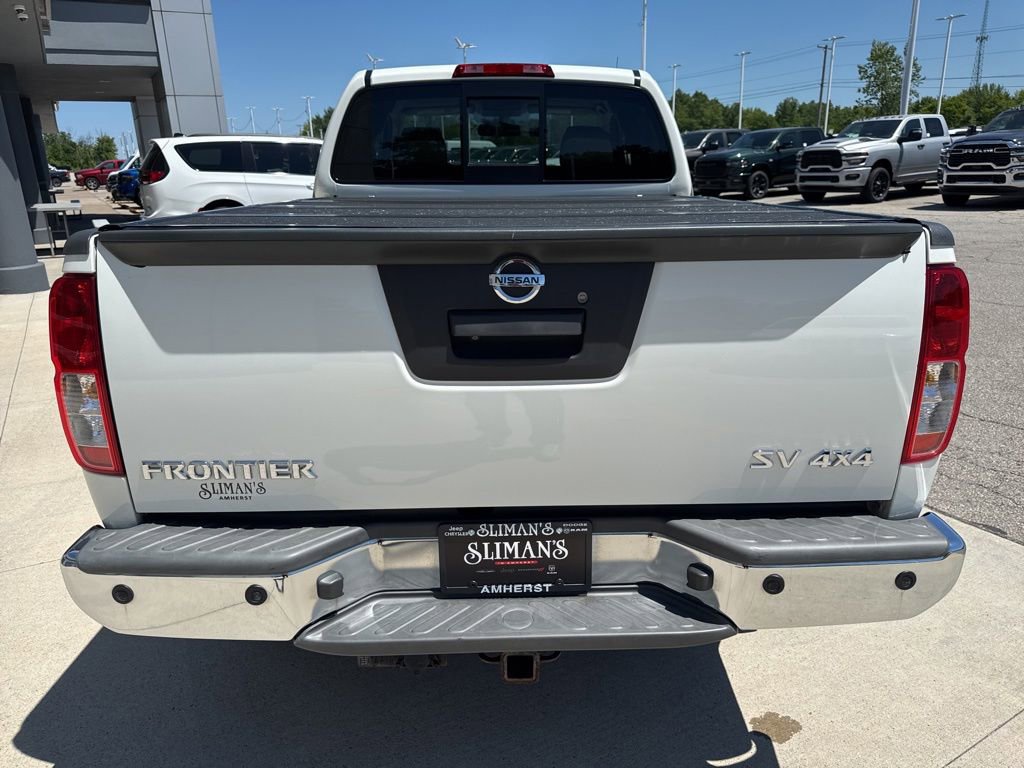 Used 2015 Nissan Frontier SV w/ SV Value Truck Package AWD/4WD image 6