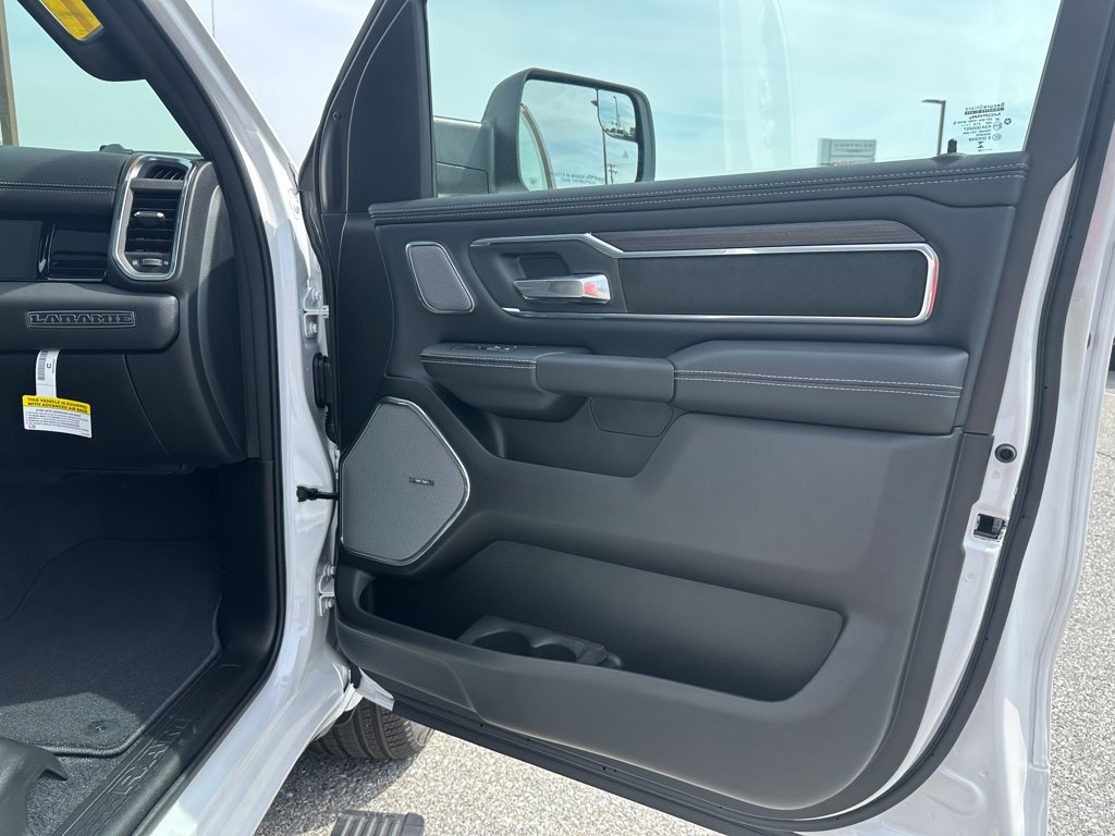 New 2026 RAM 1500 Laramie w/ Night Edition AWD/4WD image 22