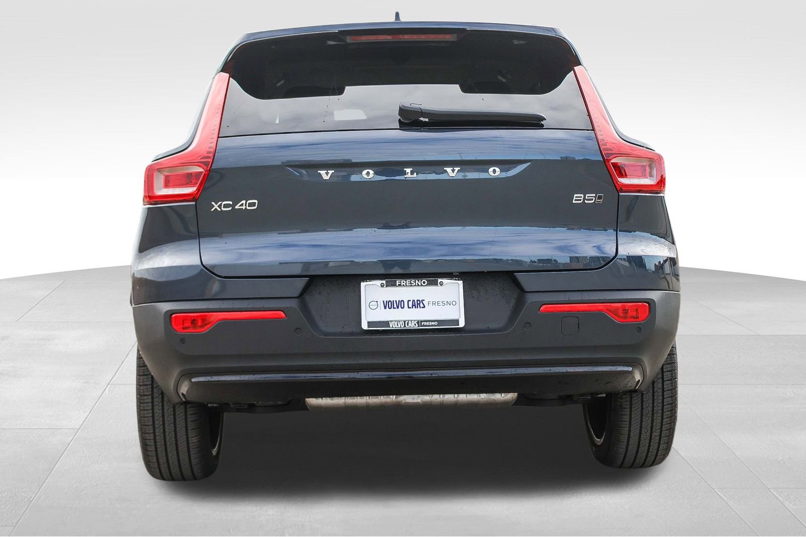 New 2026 Volvo XC40 B5 Ultra w/ Climate Package AWD/4WD image 6