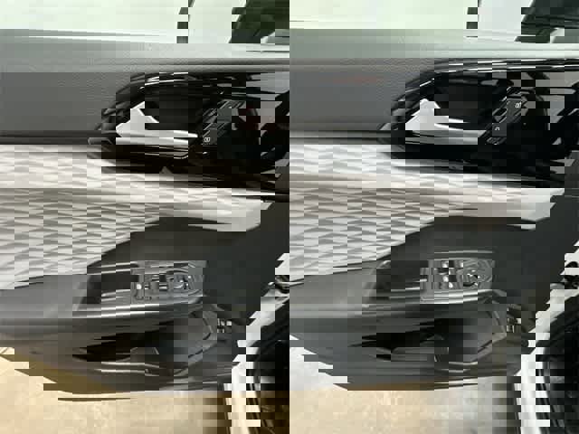 Certified 2023 Volkswagen Taos S image 17