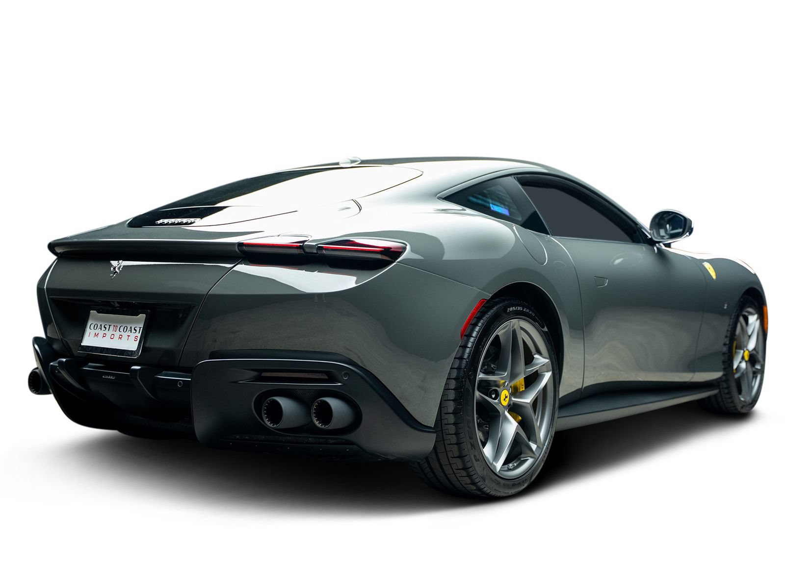 Used 2022 Ferrari Roma RWD image 18