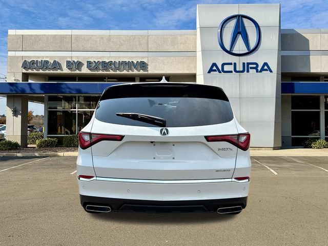Certified 2023 Acura MDX SH-AWD w/ Technology Package image 3