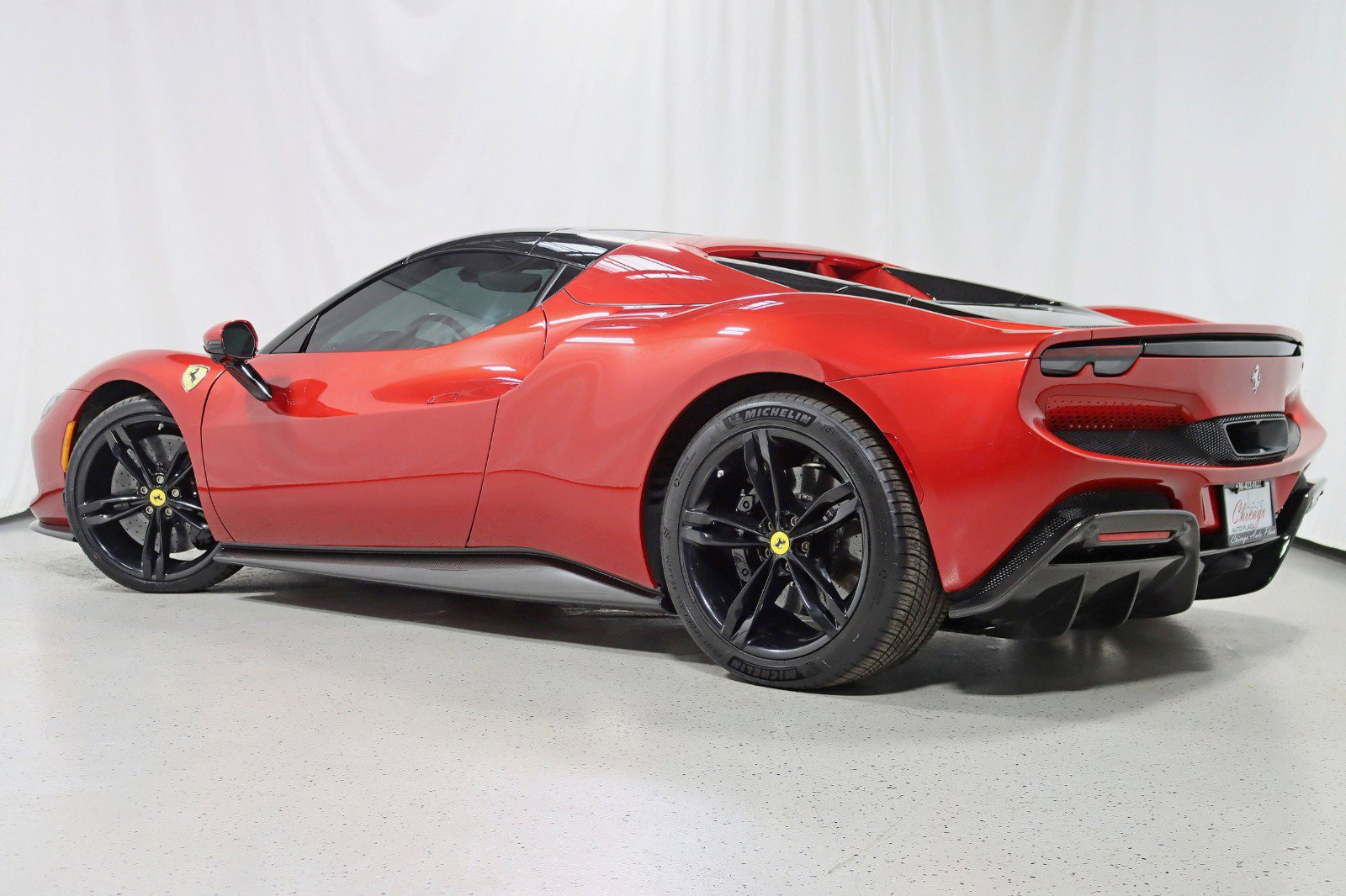 Used 2024 Ferrari 296 GTS RWD image 14