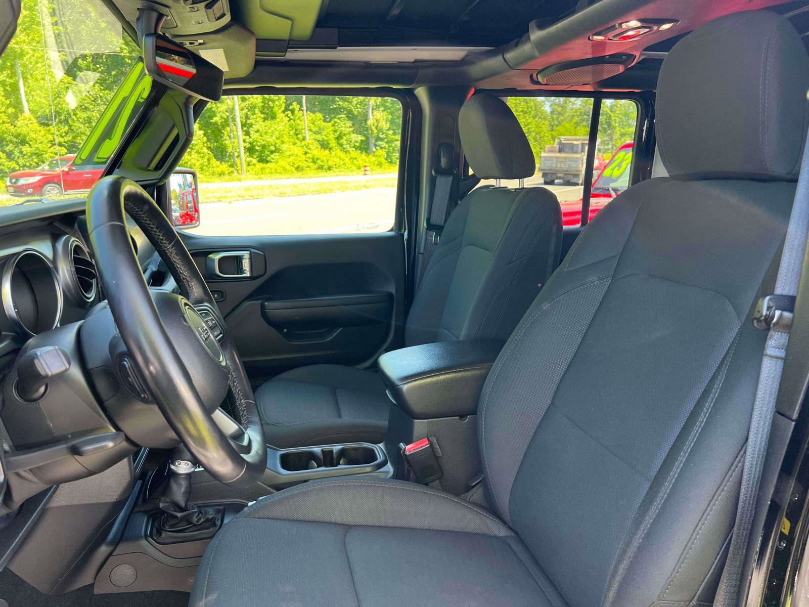 Used 2021 Jeep Wrangler Unlimited Sport AWD/4WD image 23