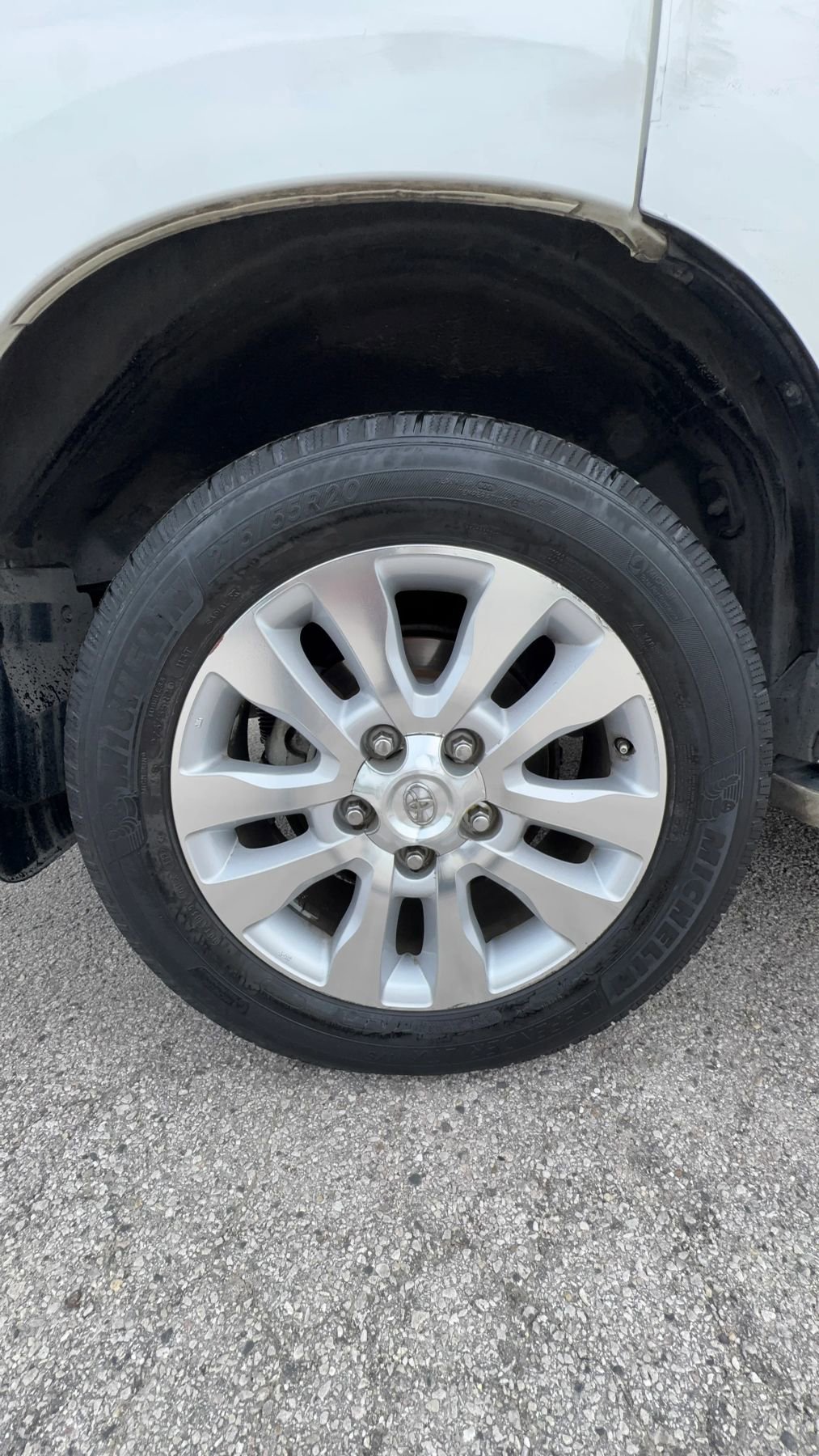 Used 2014 Toyota Sequoia Platinum RWD image 33