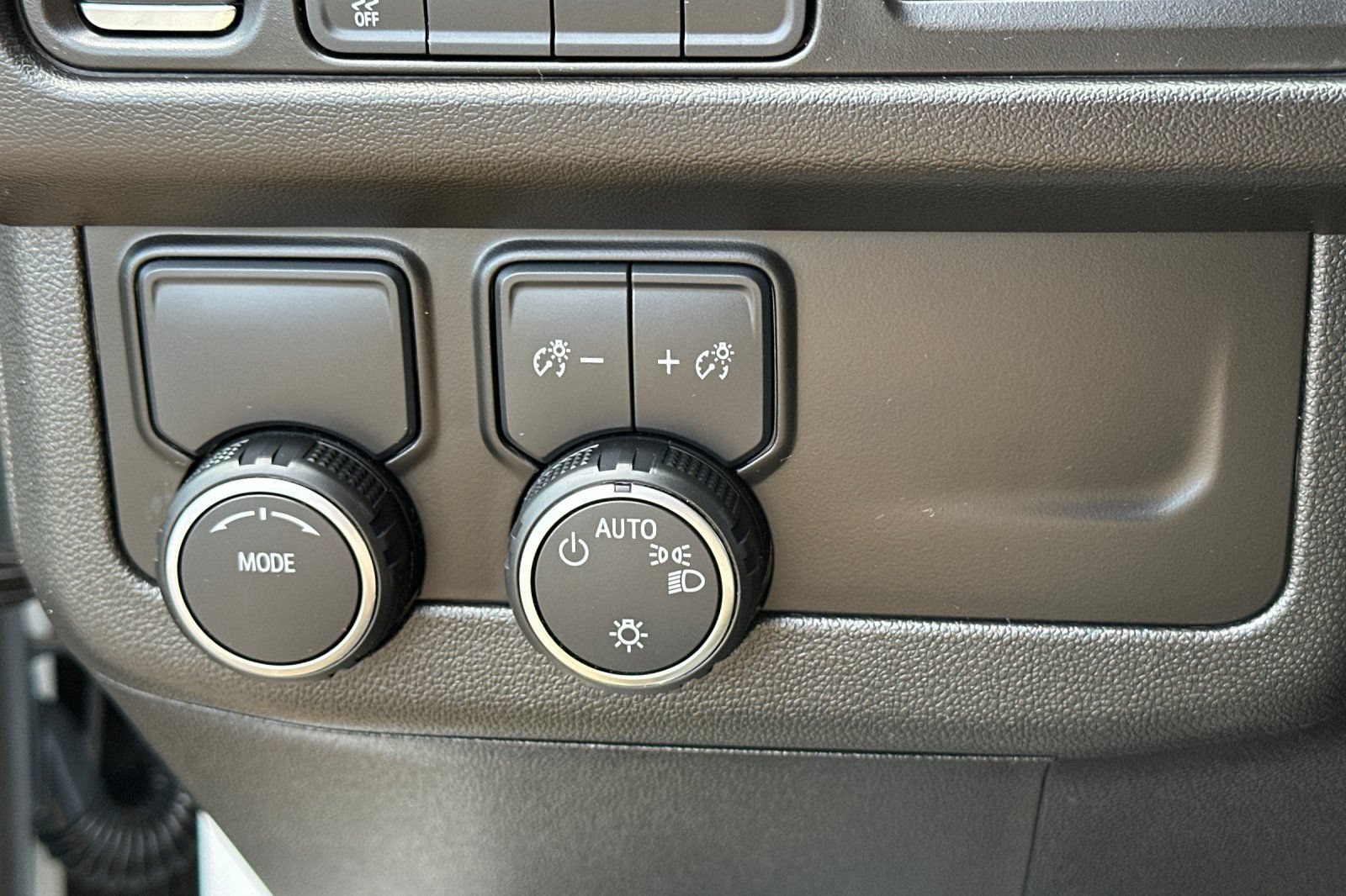 Used 2024 Chevrolet Tahoe LS RWD image 36