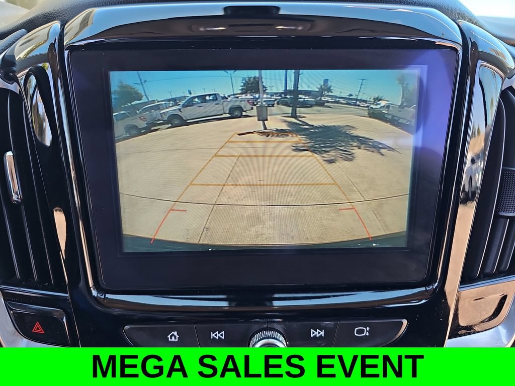 Used 2019 Chevrolet Traverse LT FWD image 22