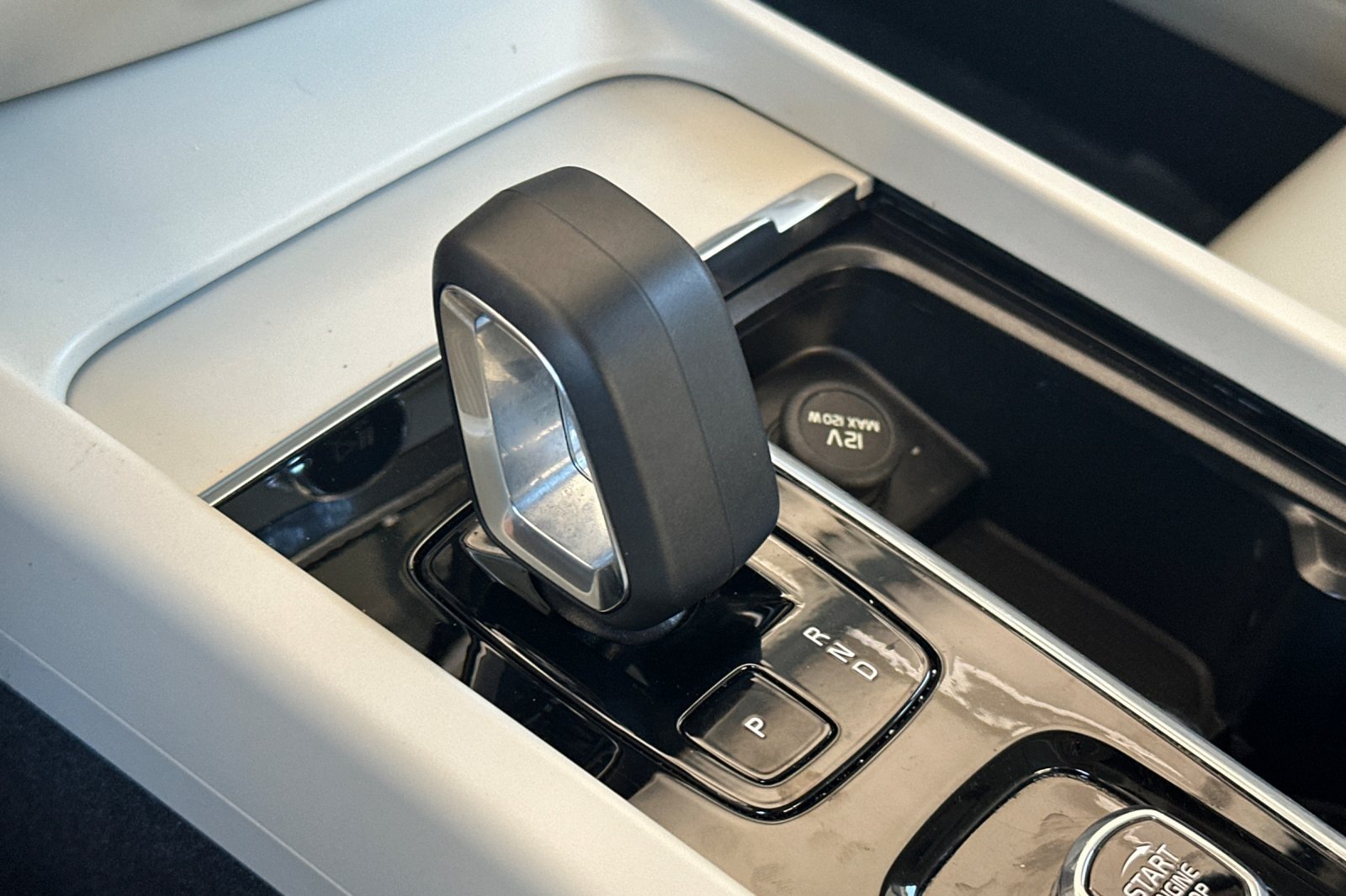 Certified 2023 Volvo S60 B5 Core w/ Climate Package FWD image 24