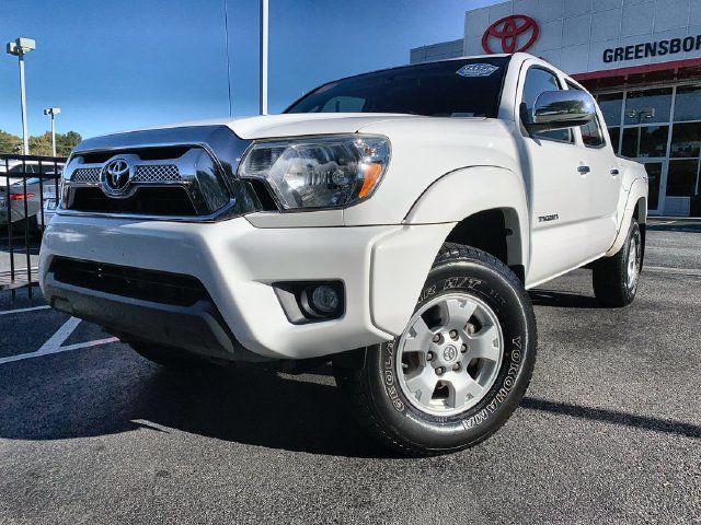 Used 2014 Toyota Tacoma 4x4 Double Cab w/ TRD Off-Road Package image 4