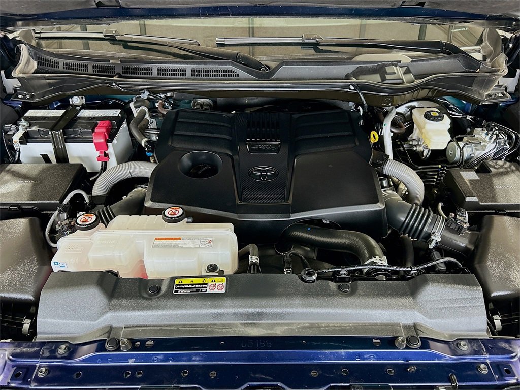 Used 2024 Toyota Tundra Limited image 27