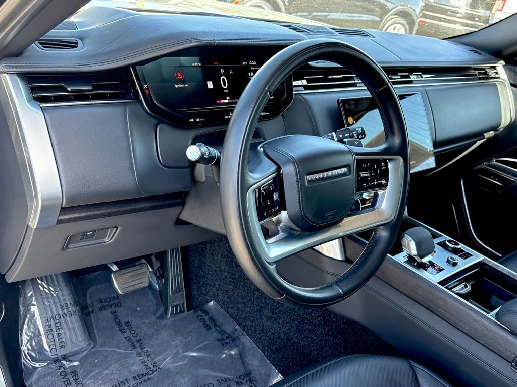 Used 2023 Land Rover Range Rover First Edition image 16