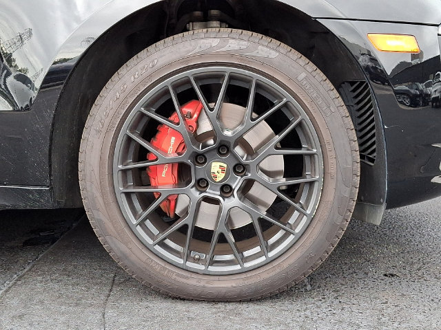 Used 2018 Porsche Macan GTS AWD/4WD image 12