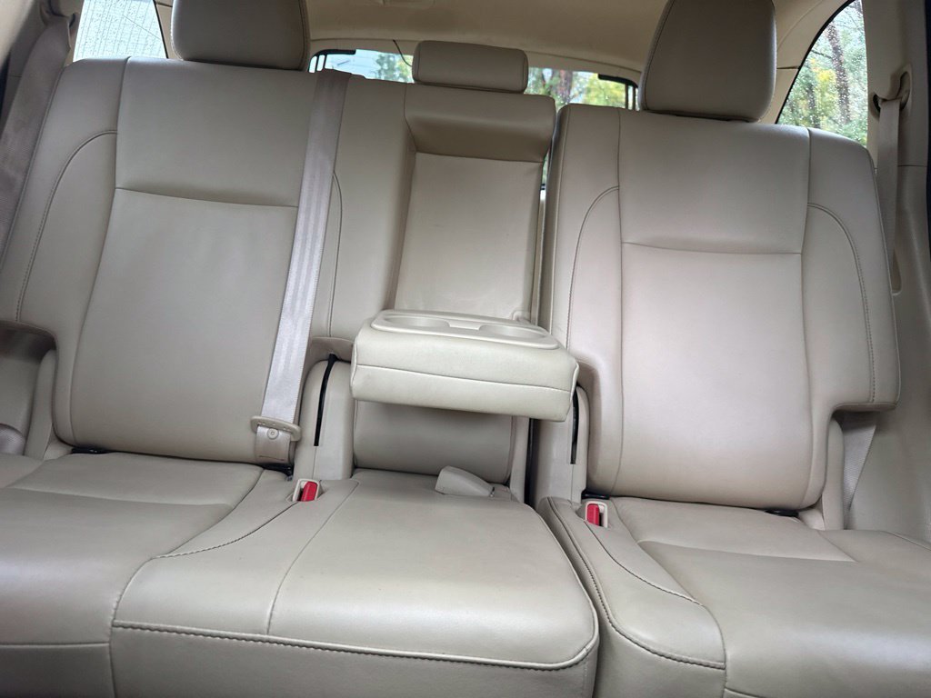 Used 2019 Toyota Highlander XLE AWD/4WD image 24