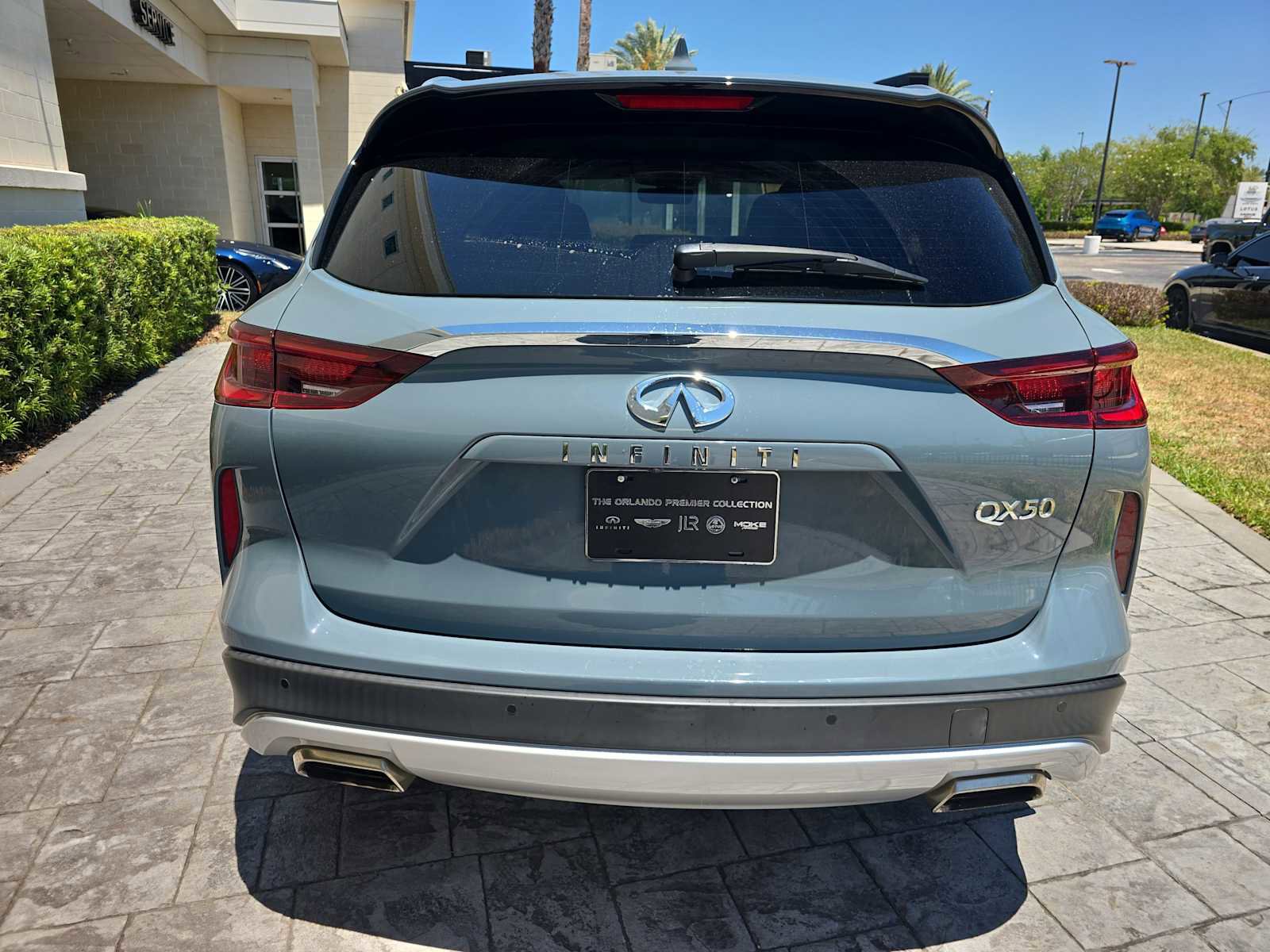 Used 2023 INFINITI QX50 Luxe FWD image 5