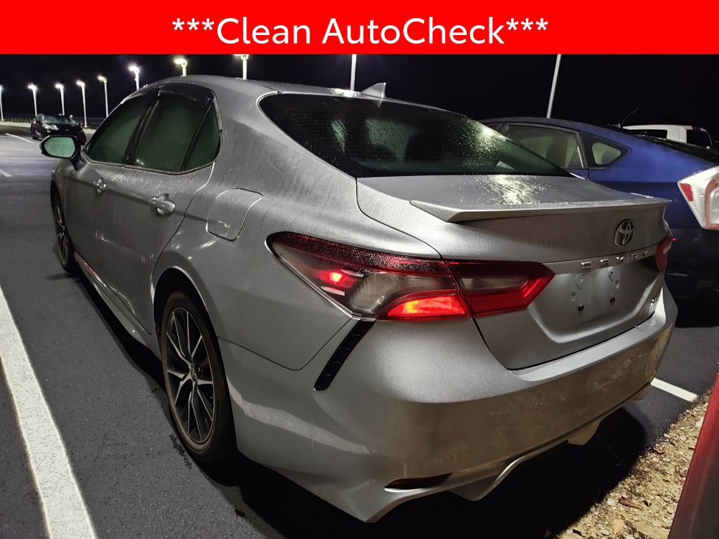 Used 2024 Toyota Camry SE w/ Convenience Package FWD image 4