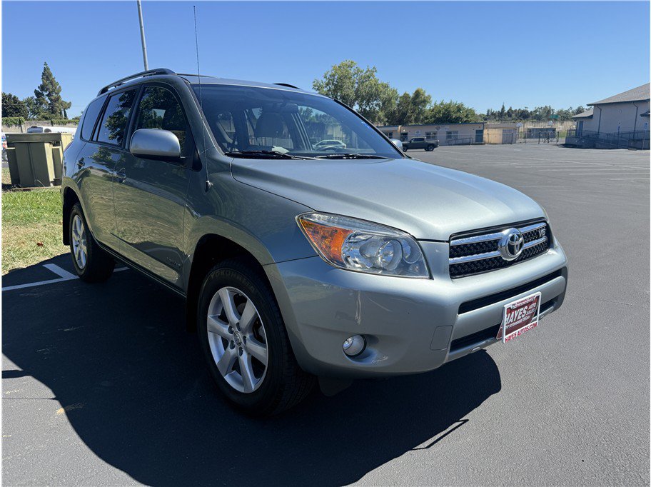 Used 2006 Toyota RAV4 Limited w/ Tow Prep Pkg AWD/4WD image 7