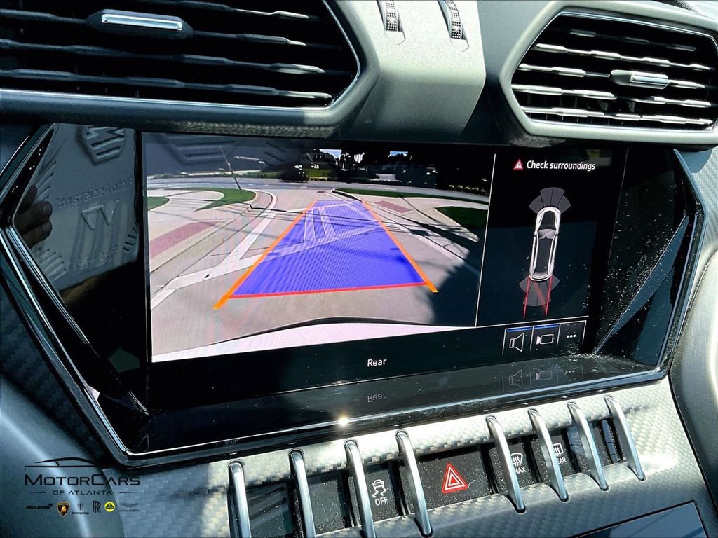 Used 2024 Lamborghini Urus Performante AWD/4WD image 18