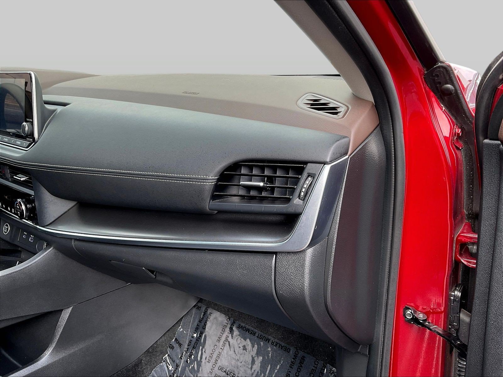 Certified 2023 Nissan Rogue SV AWD/4WD image 29