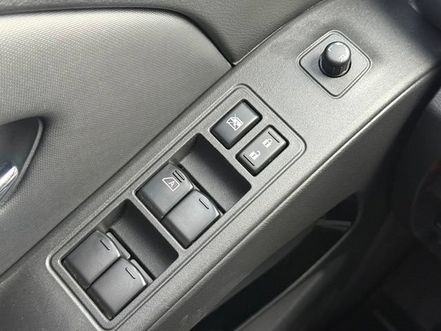 Used 2022 Nissan Frontier PRO-4X w/ Pro-4X Premium Package AWD/4WD image 19