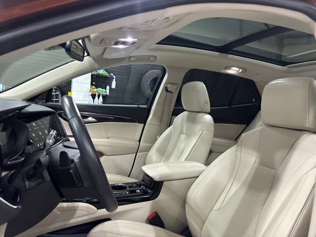 Used 2022 Buick Envision Essence w/ Technology Package I AWD/4WD image 12