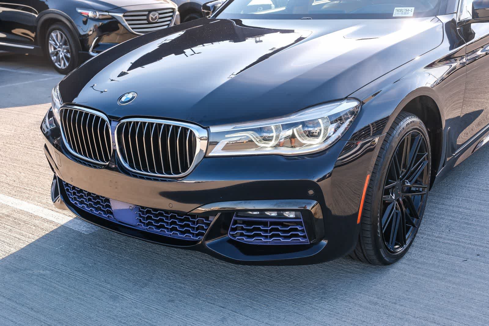 Used 2018 BMW 750i xDrive AWD/4WD image 11