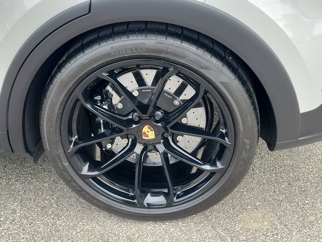 Certified 2025 Porsche Cayenne Turbo GT AWD/4WD image 12