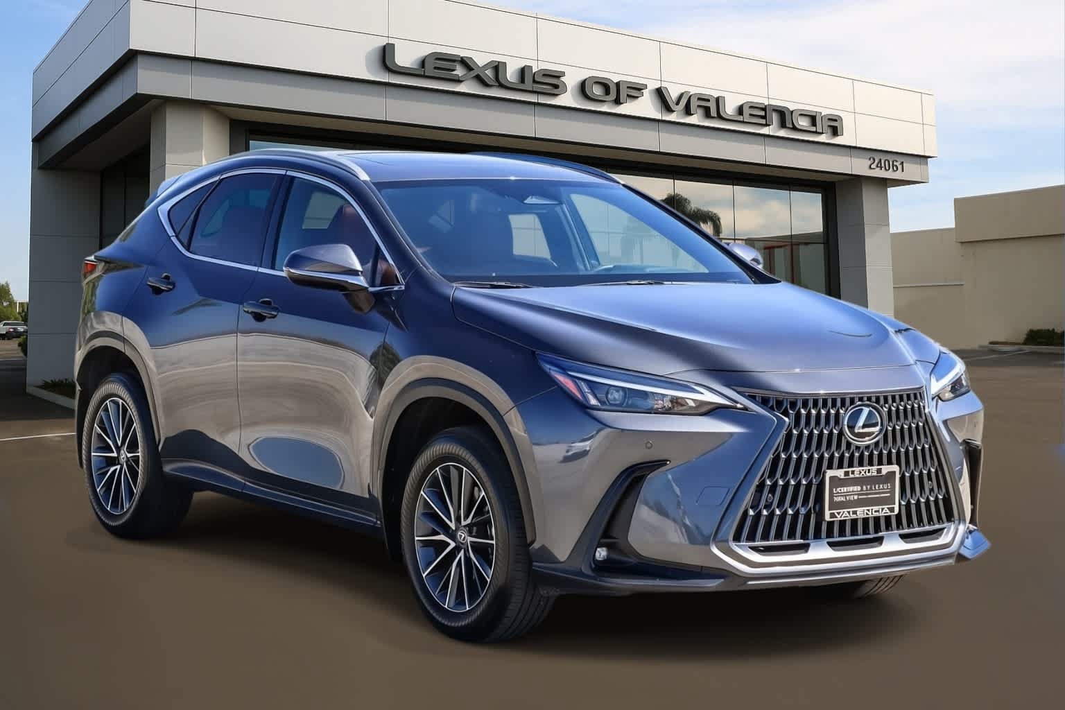 Certified 2025 Lexus NX 250 FWD image 5