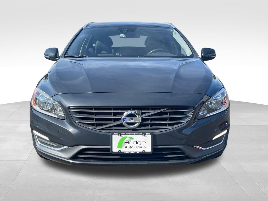 Used 2015 Volvo V60 T5 Premier Plus image 2
