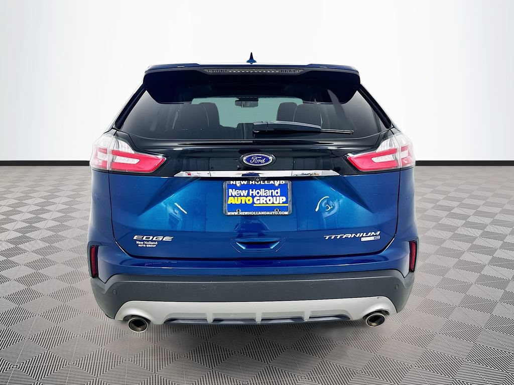 Used 2020 Ford Edge Titanium w/ Equipment Group 301A AWD/4WD image 8