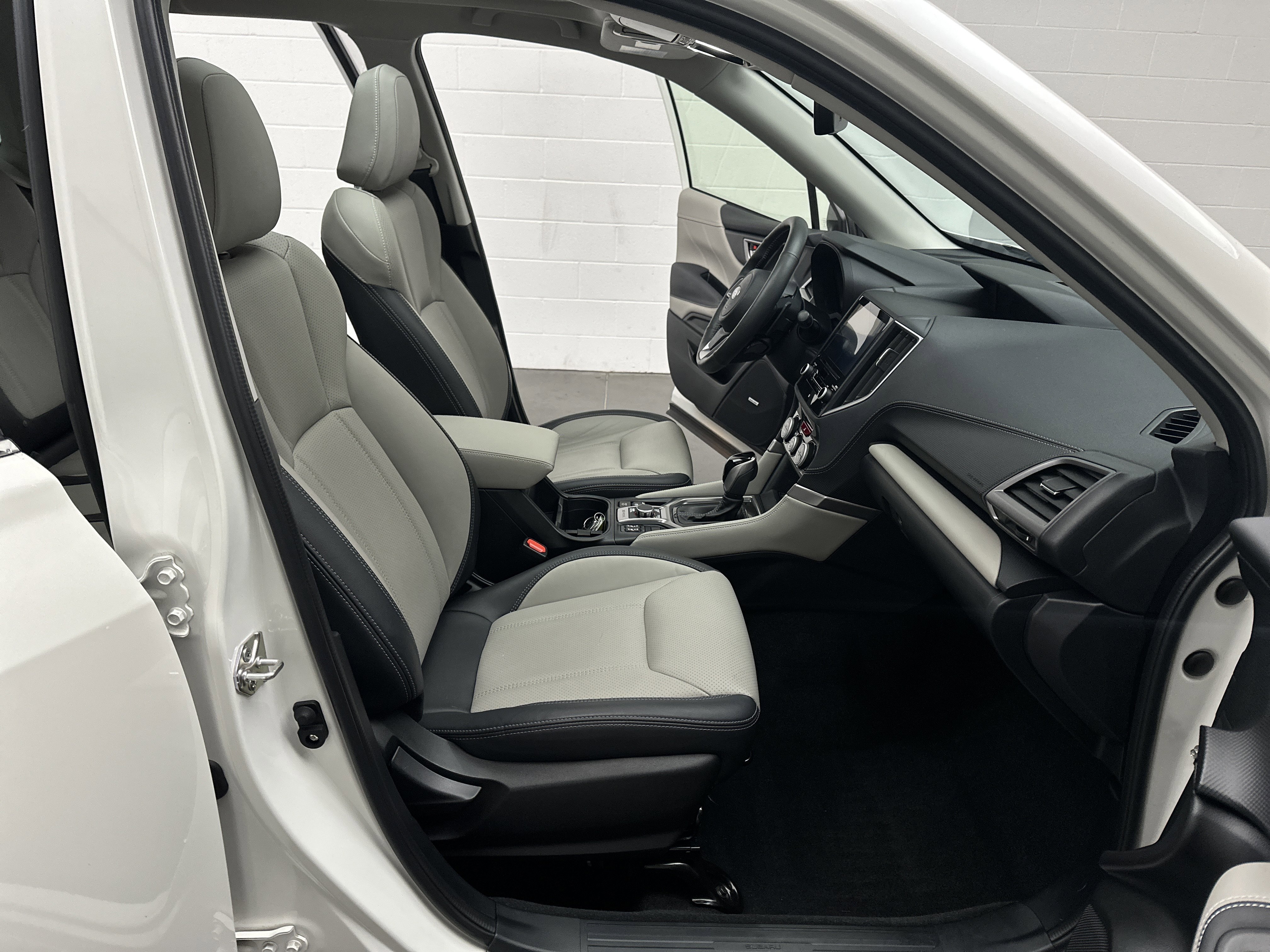 Used 2022 Subaru Forester Limited image 23