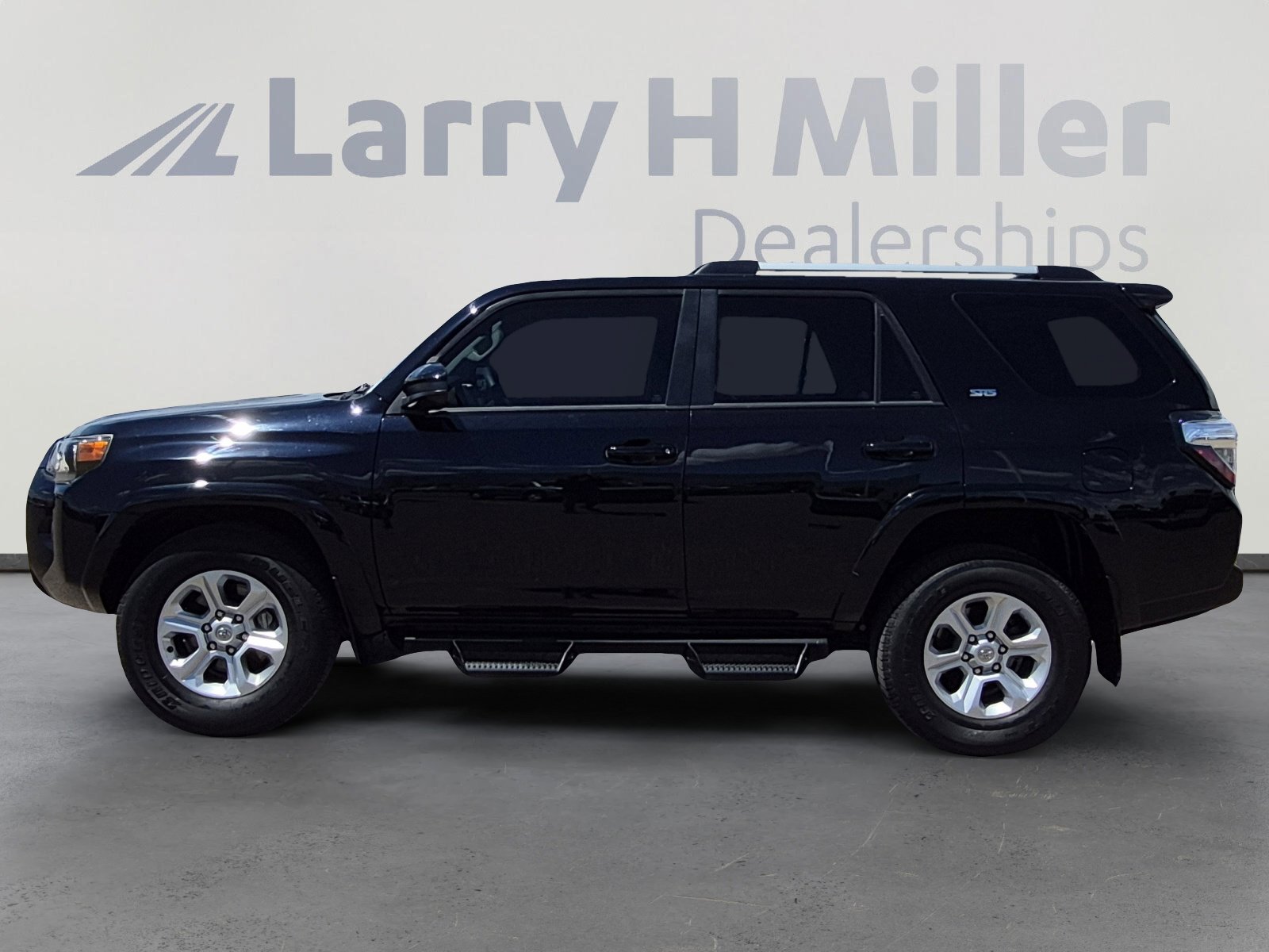 Used 2022 Toyota 4Runner SR5 RWD video 2