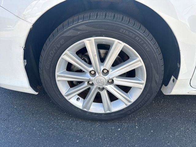 Used 2012 Toyota Camry XLE FWD image 9