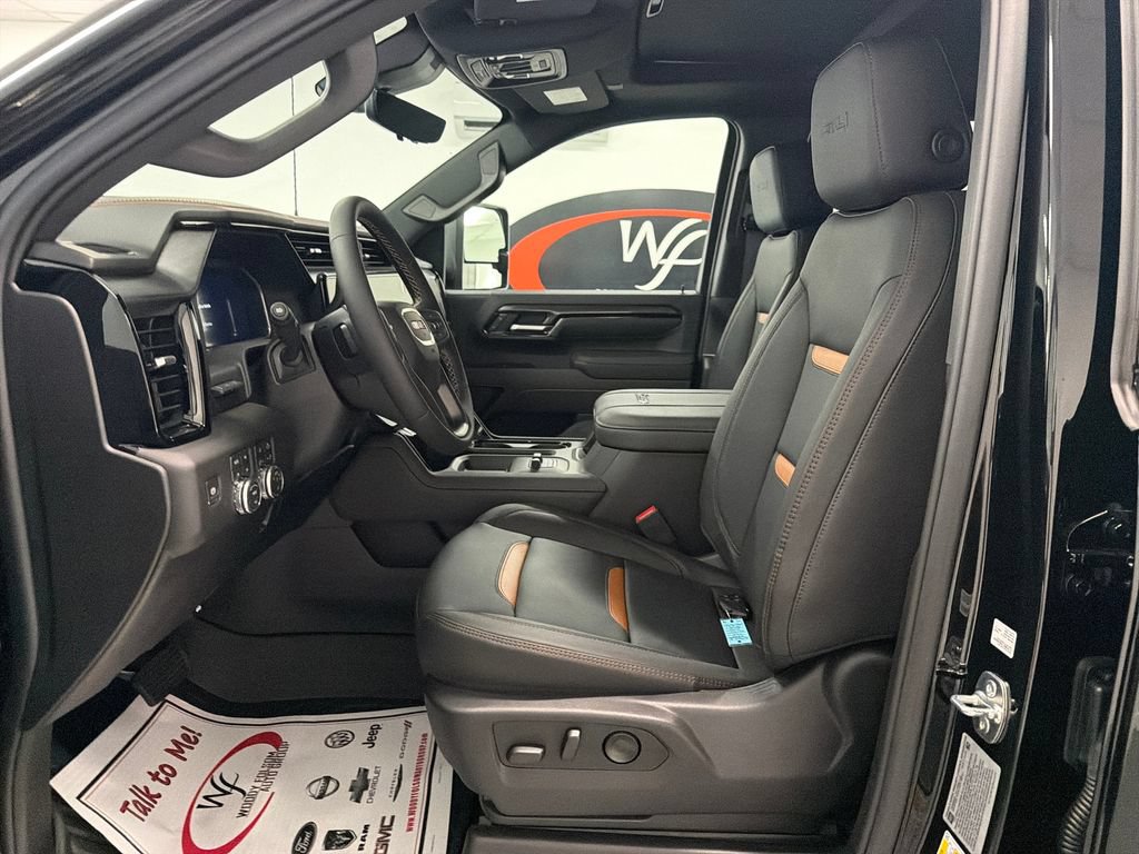 New 2026 GMC Sierra 2500 AT4 w/ AT4 Premium Plus Package AWD/4WD image 9