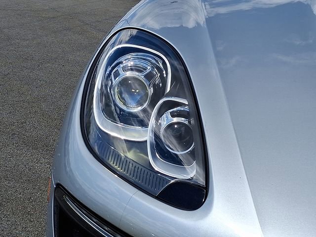 Used 2015 Porsche Macan S AWD/4WD image 25