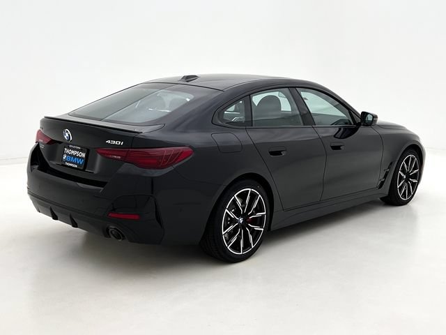 New 2026 BMW 430i xDrive w/ M Sport Package AWD/4WD image 5