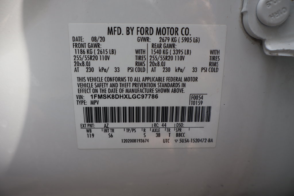 Used 2020 Ford Explorer XLT w/ Equipment Group 202A AWD/4WD image 35