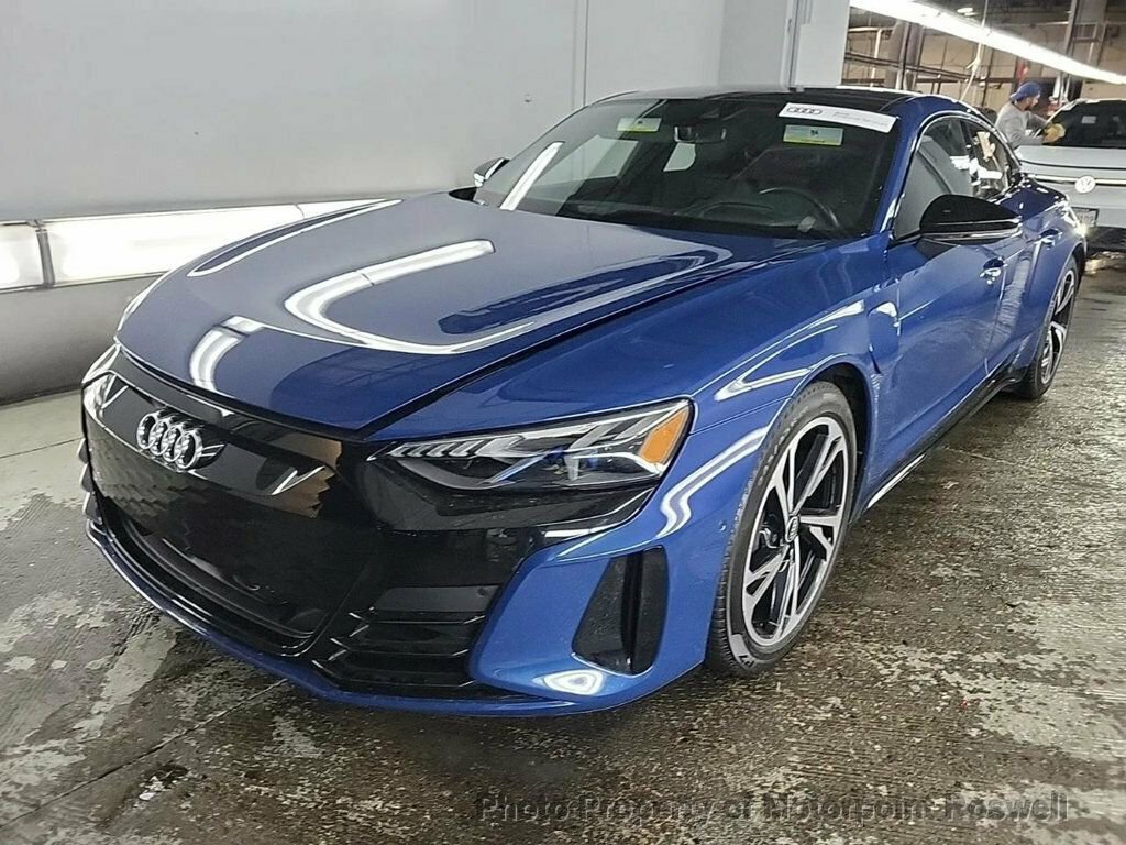 Used 2022 Audi e-tron GT Prestige w/ Prestige Package AWD/4WD image 2